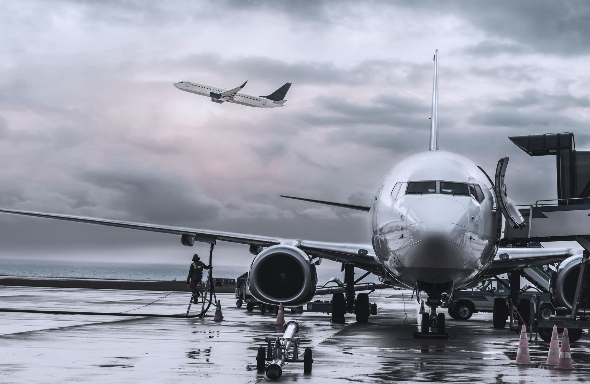 Airports header picture, showing an airport and two airplanes