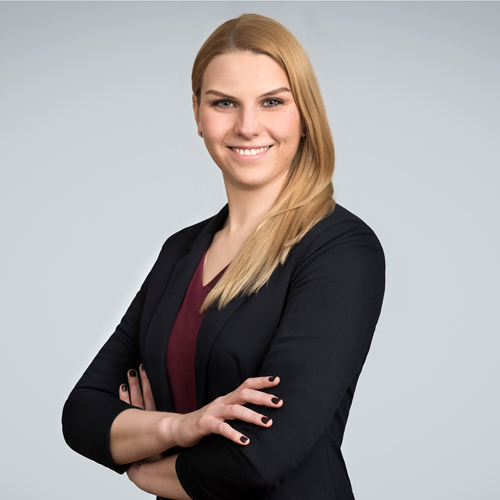 https://www.frequentis.com/karriere/hrprofils/images/Magdalena_F.jpg profile picture.