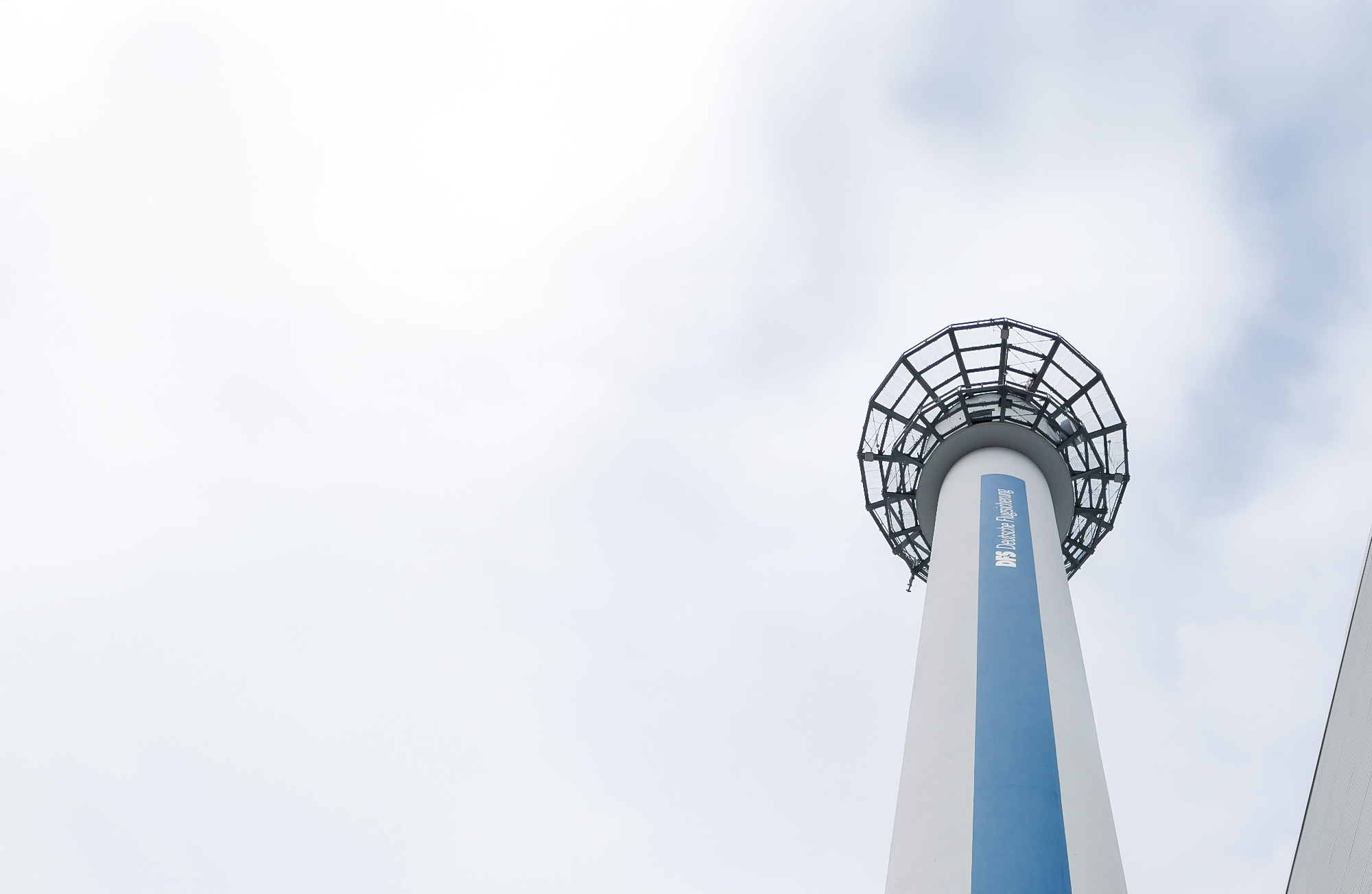 DFS SDDS-NG reference, header picture, showing a radar