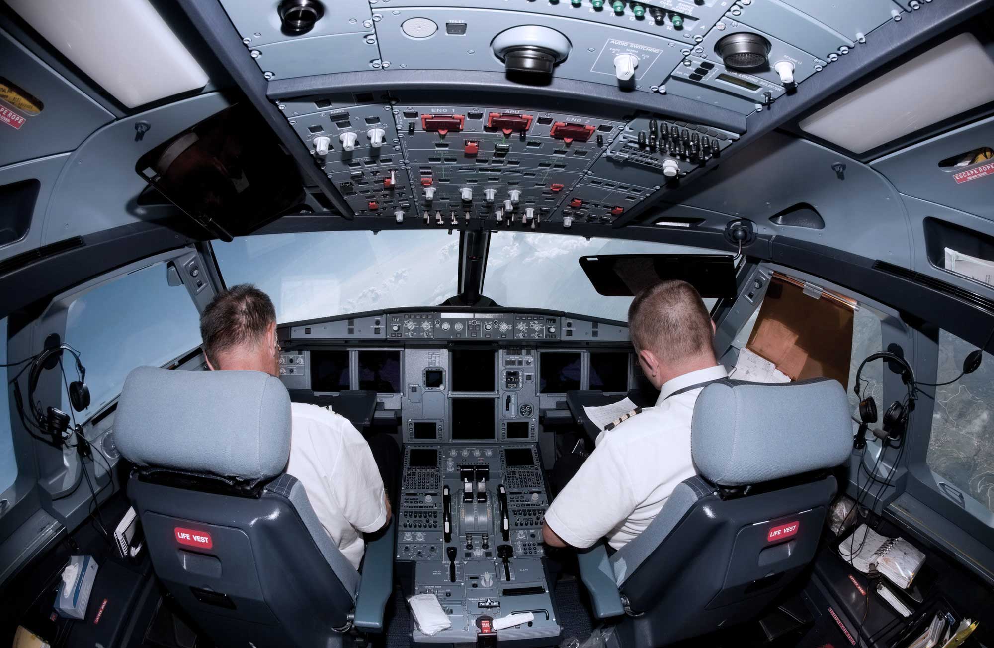 Aeronautical Data Service Providers header picture, showing to pilots in a cockpit