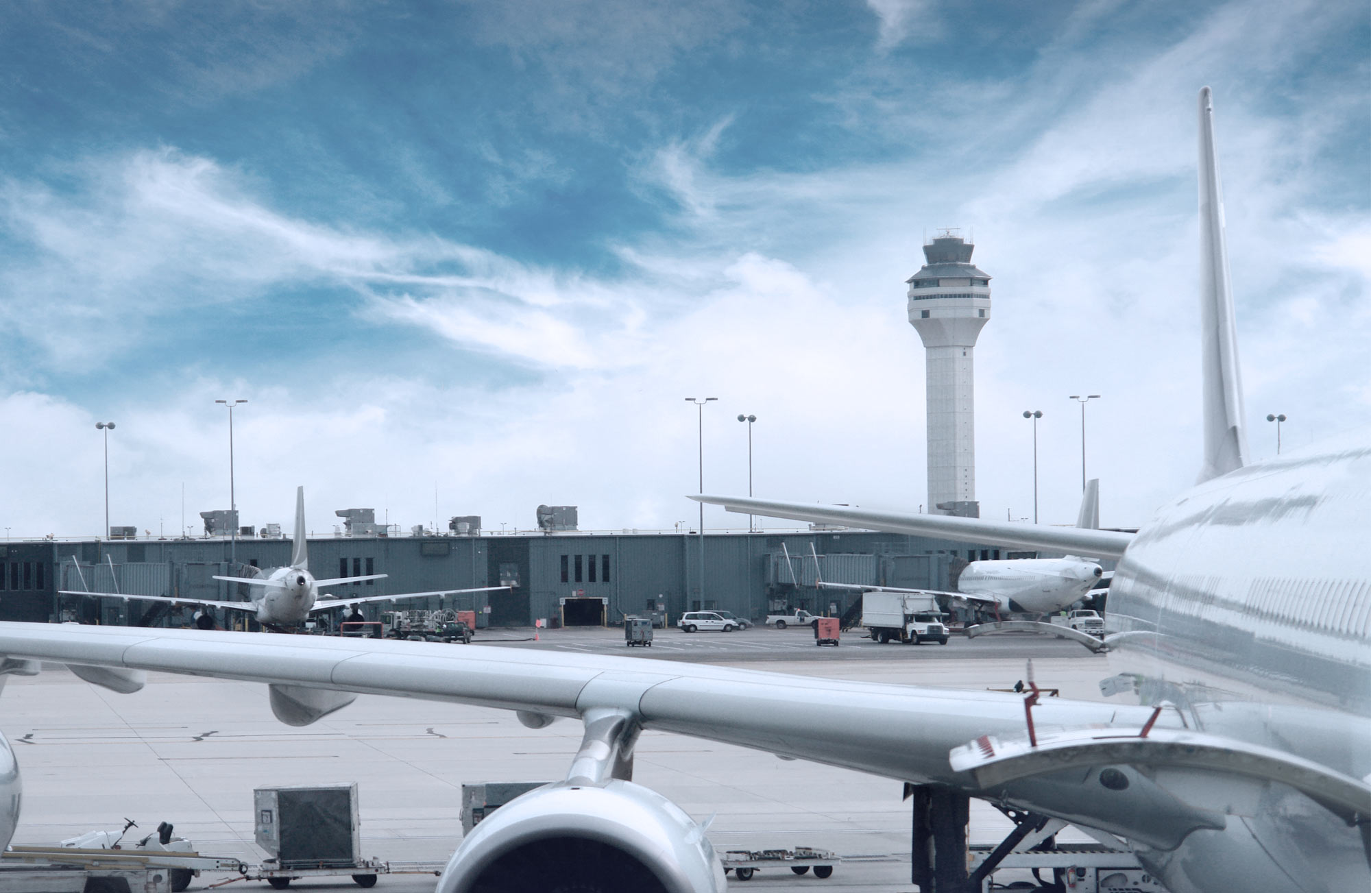 PTE-World - Downloads header picture, showing an airport