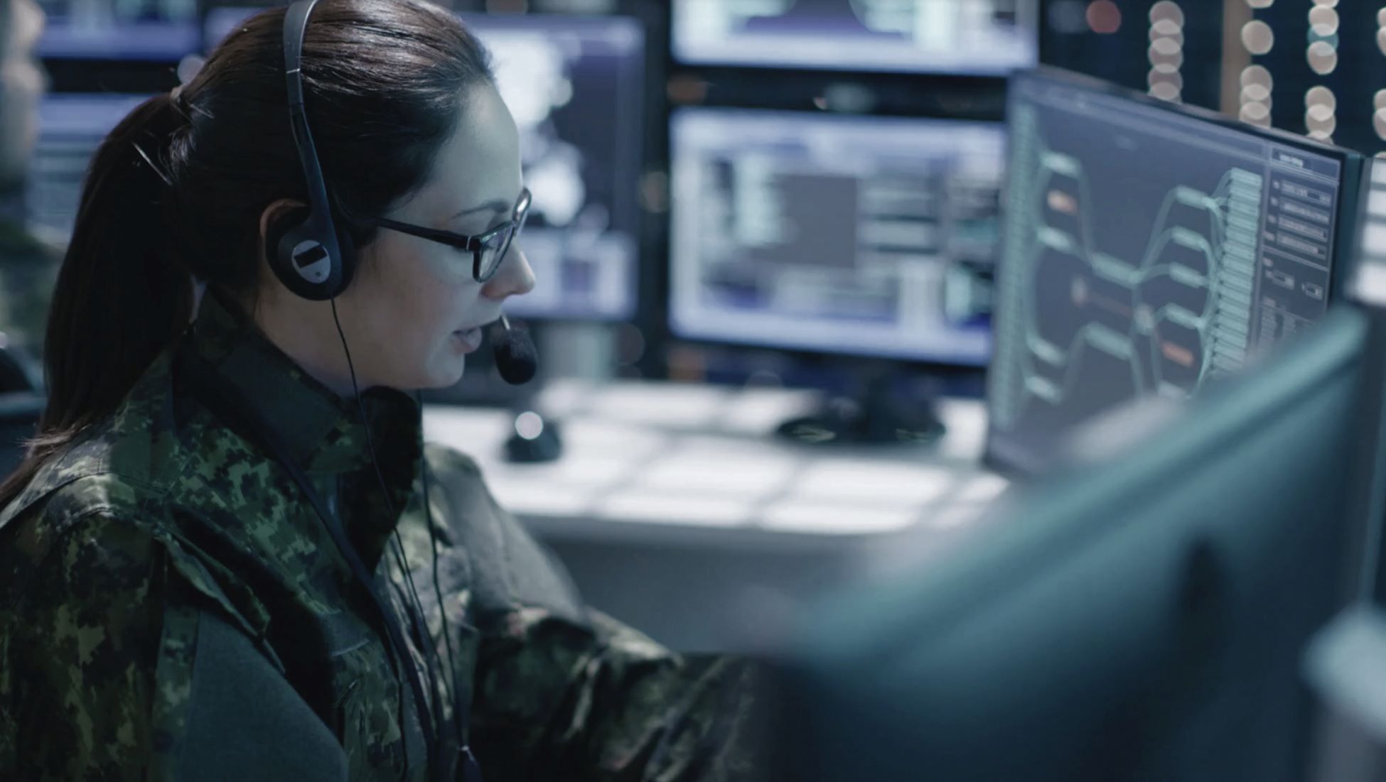 Royal Netherlands Airforce selects FREQUENTIS secure voice communication system 