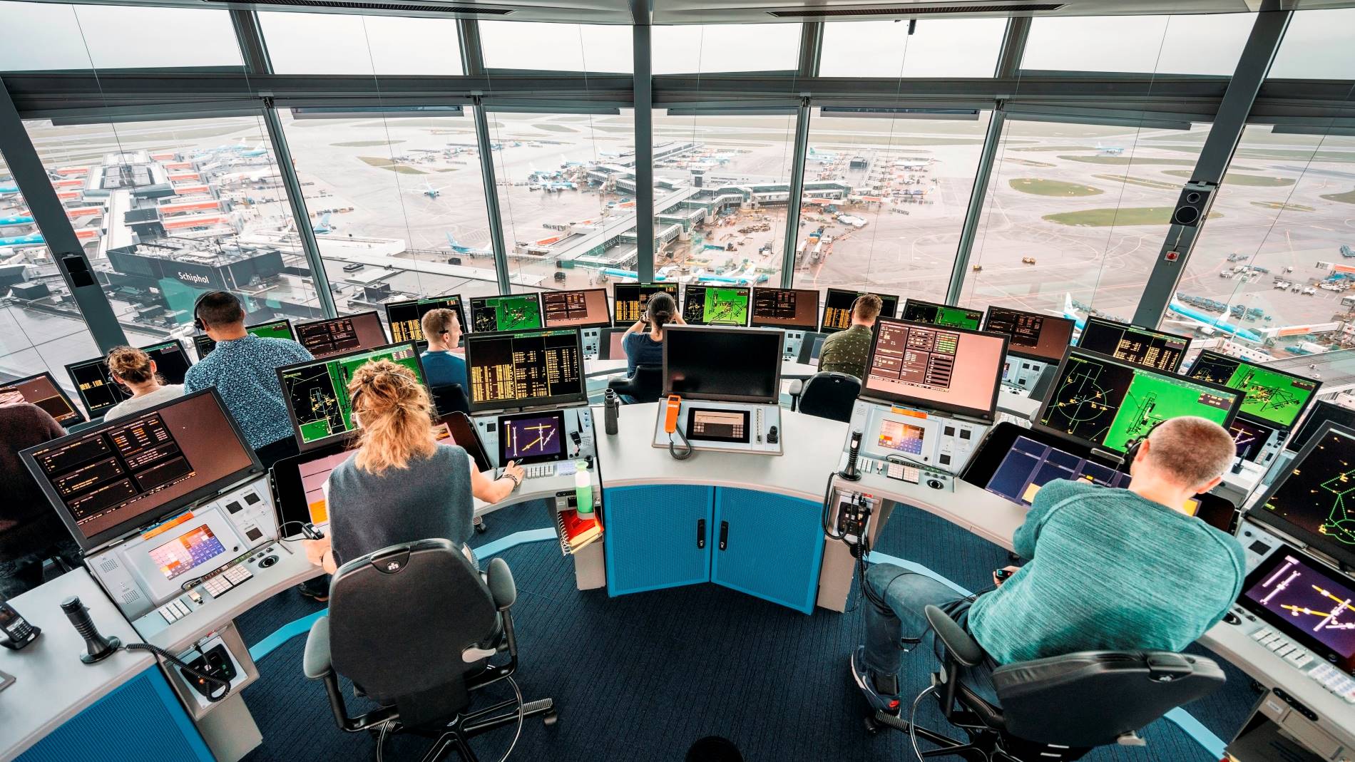 integrated tower solution at Amsterdam Schiphol airport