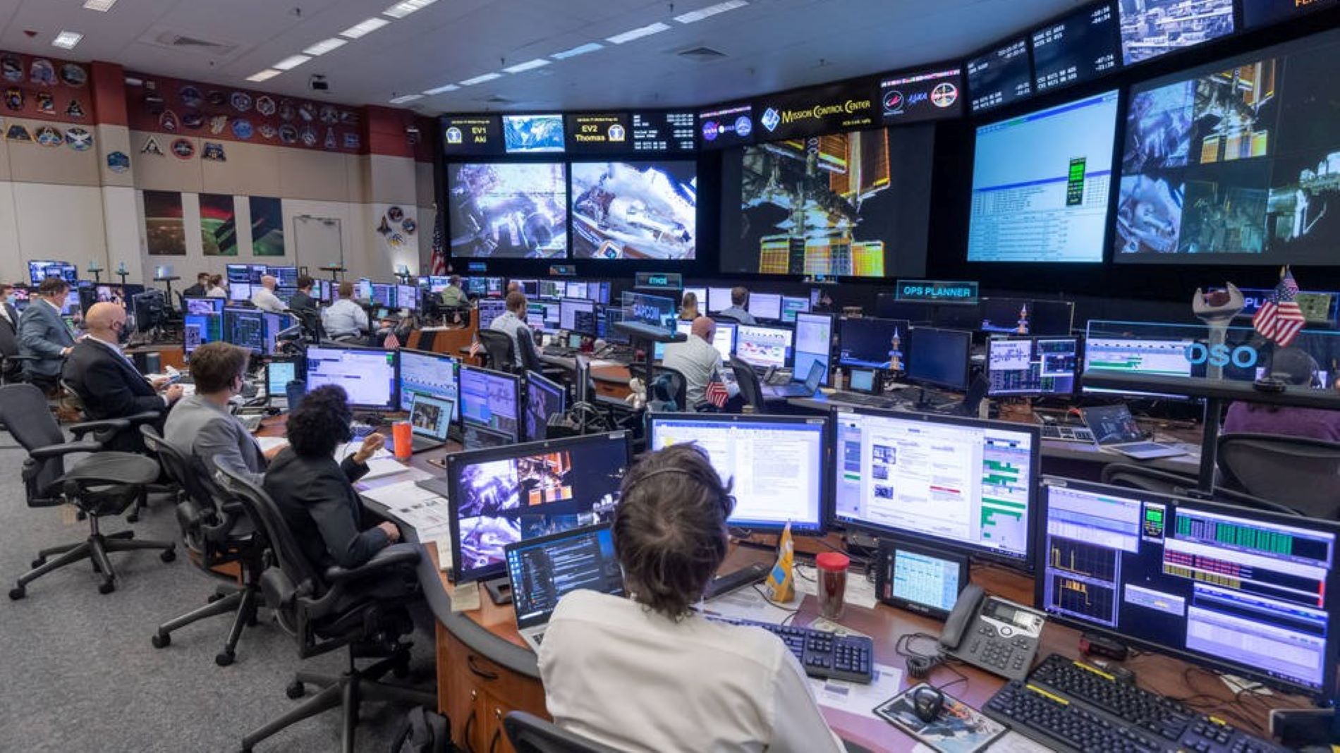 Mission Control Voice Conferencing at NASA’s Johnson Space Center (JSC)