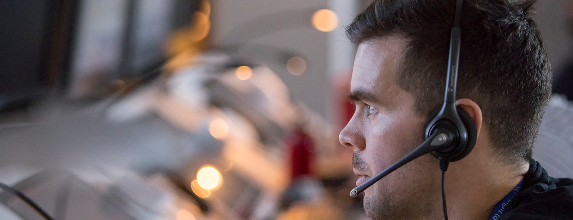 header picture for the PR "FREQUENTIS simplifies the work of air traffic controllers, Unified Aeronautical Comms launched at Airspace World 2025", showing an air traffic controller