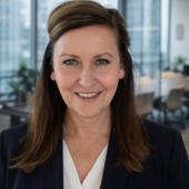 Bettina Felkl, Frequentis HR